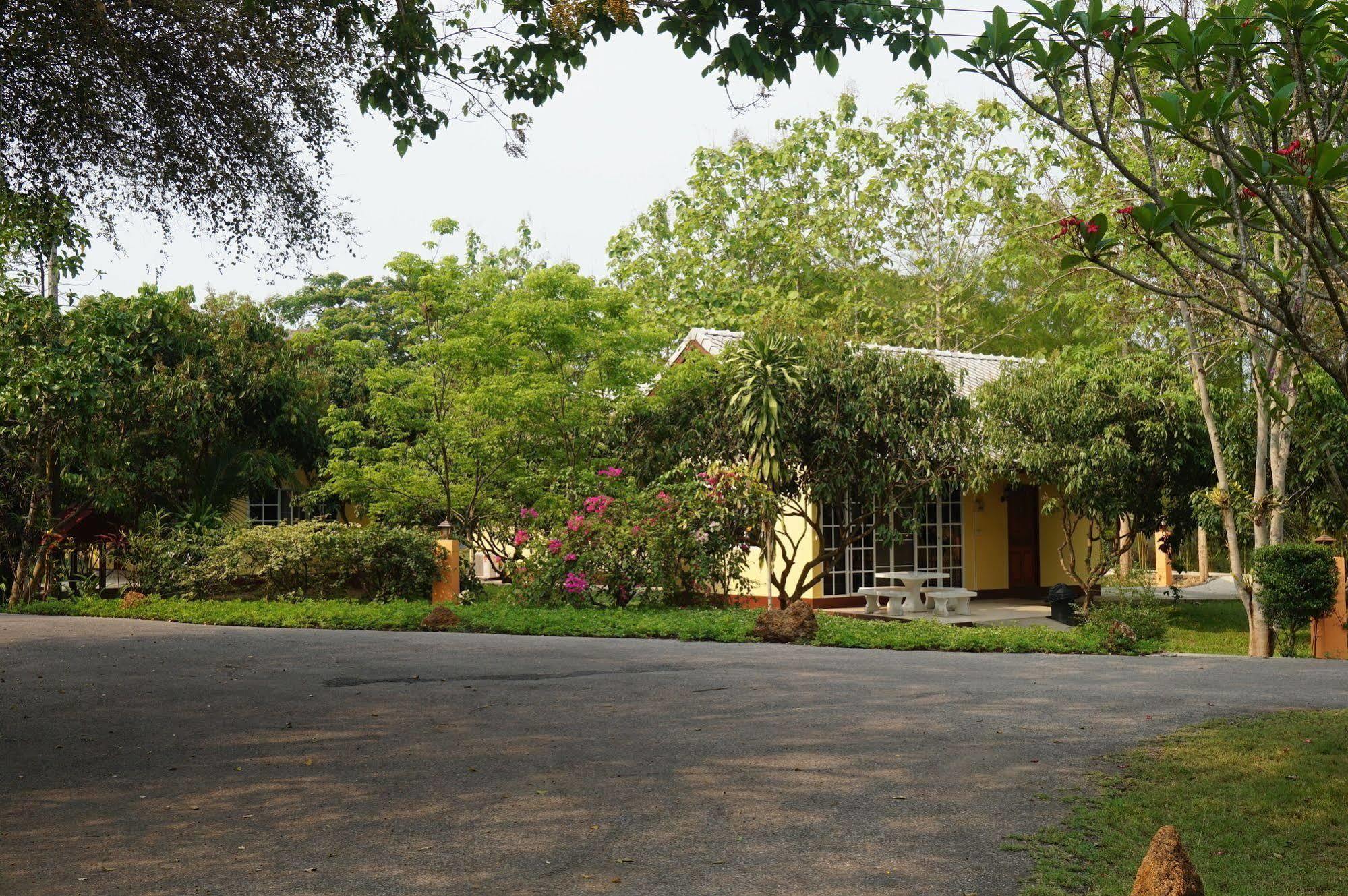 Nan Noble House Garden Resort Экстерьер фото
